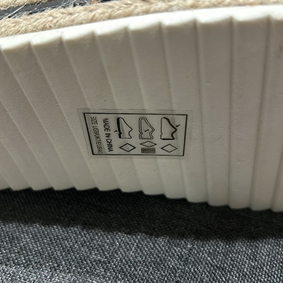 New with Box Qupid Cancun Women's Slide Platform Black Sandals SZ 9 - Picture 13 of 13